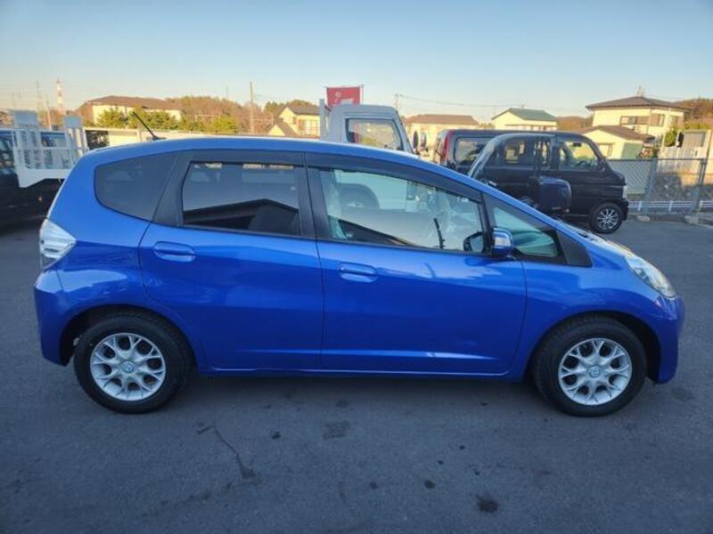 FIT HYBRID