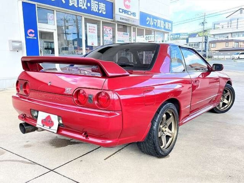 SKYLINE