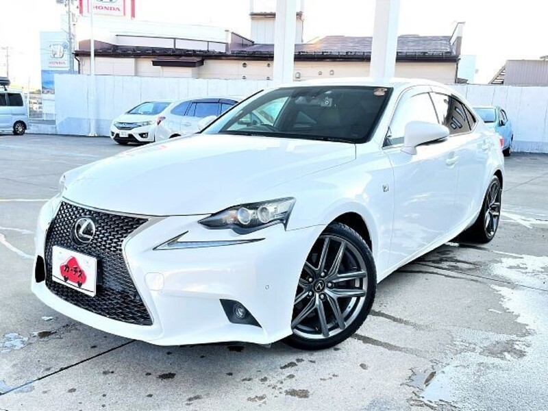 LEXUS IS