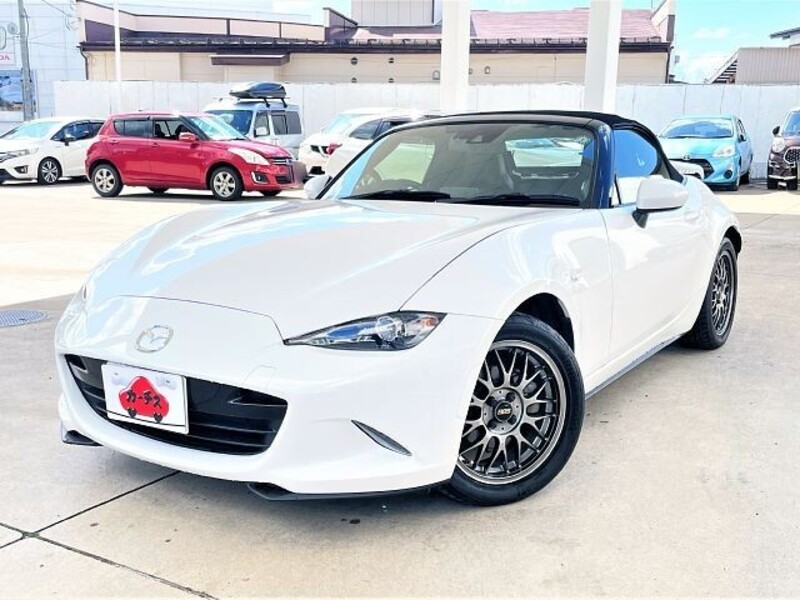 ROADSTER-0