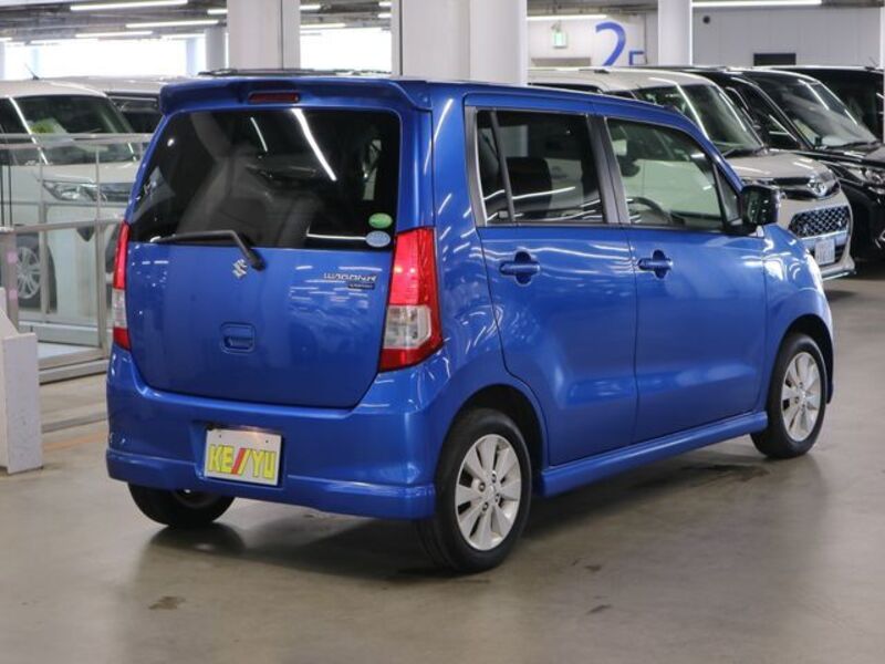 WAGON R