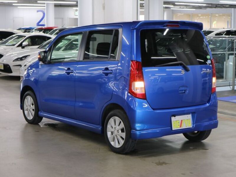 WAGON R