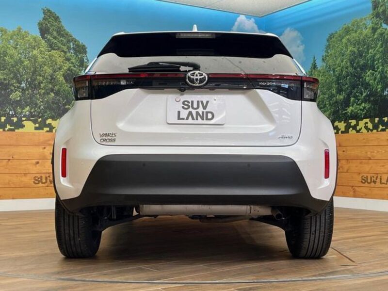 YARIS CROSS