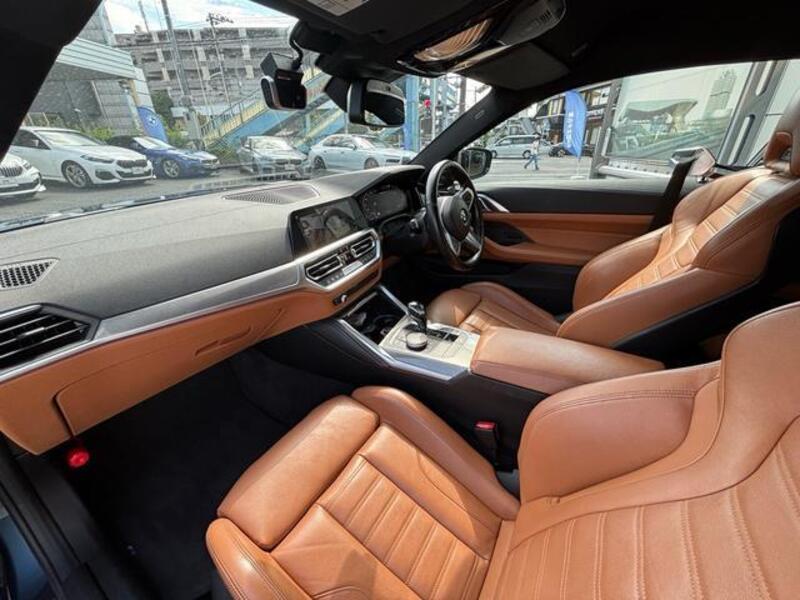 4 SERIES