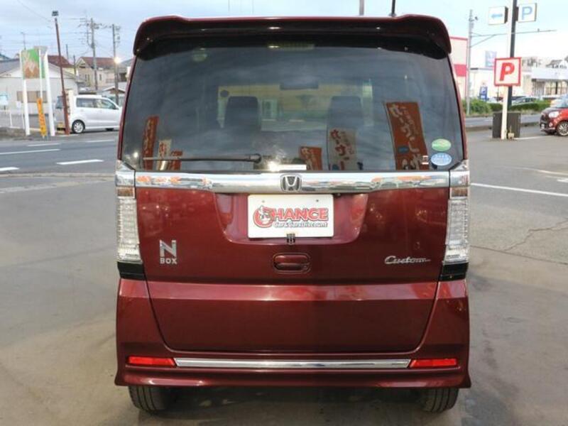 N BOX CUSTOM