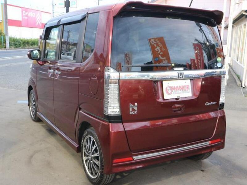 N BOX CUSTOM
