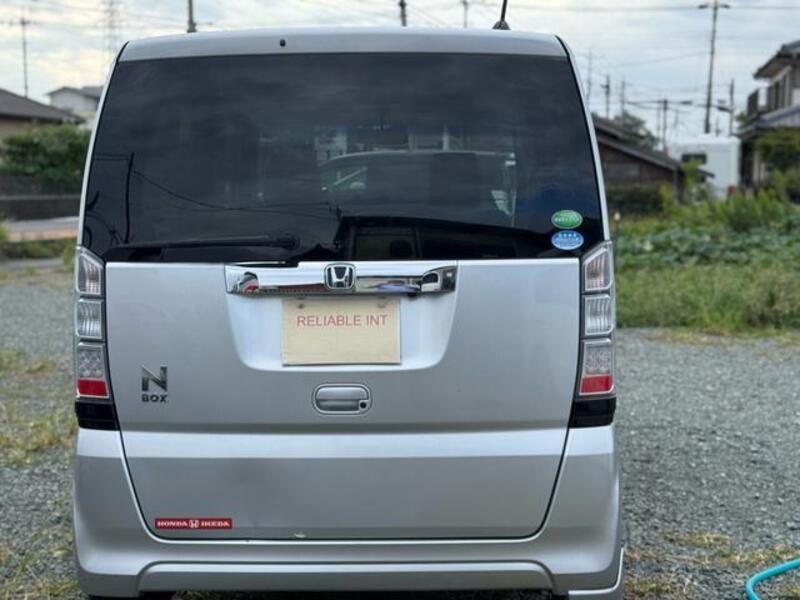 N BOX