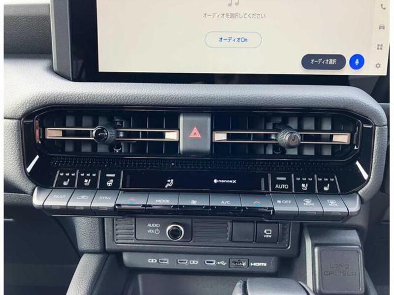 LAND CRUISER 250
