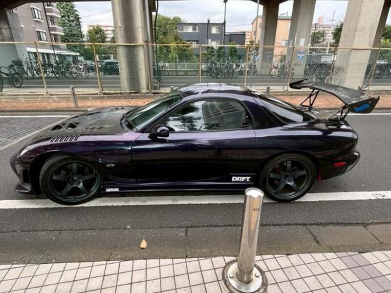 EFINI RX-7