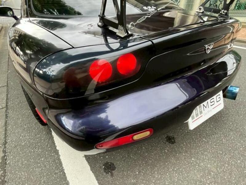 EFINI RX-7