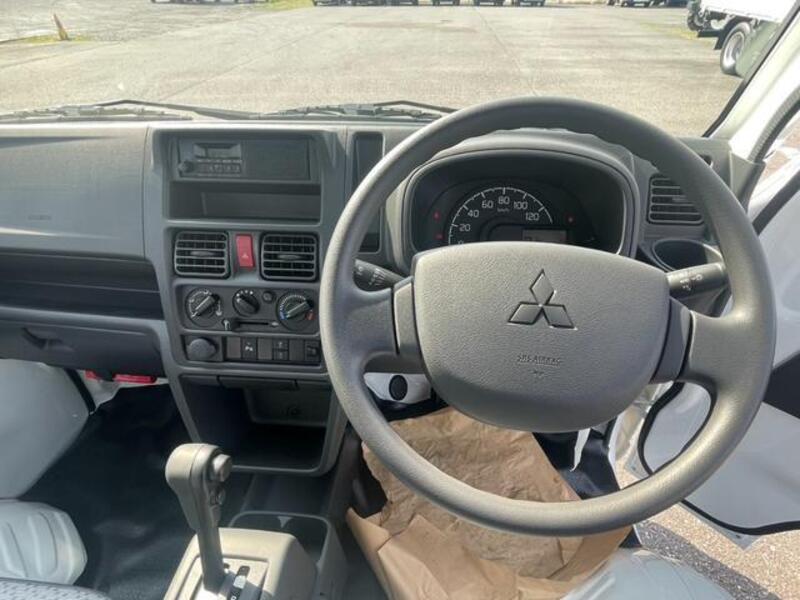 MINICAB TRUCK