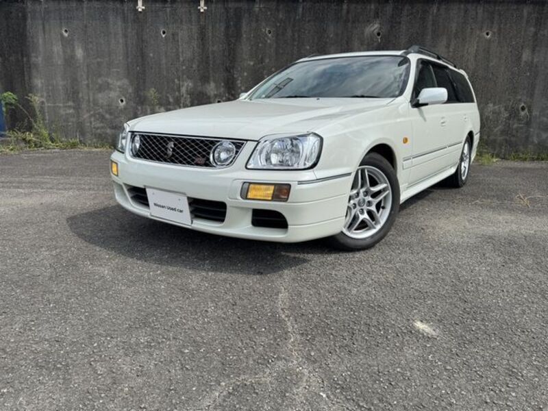 NISSAN STAGEA