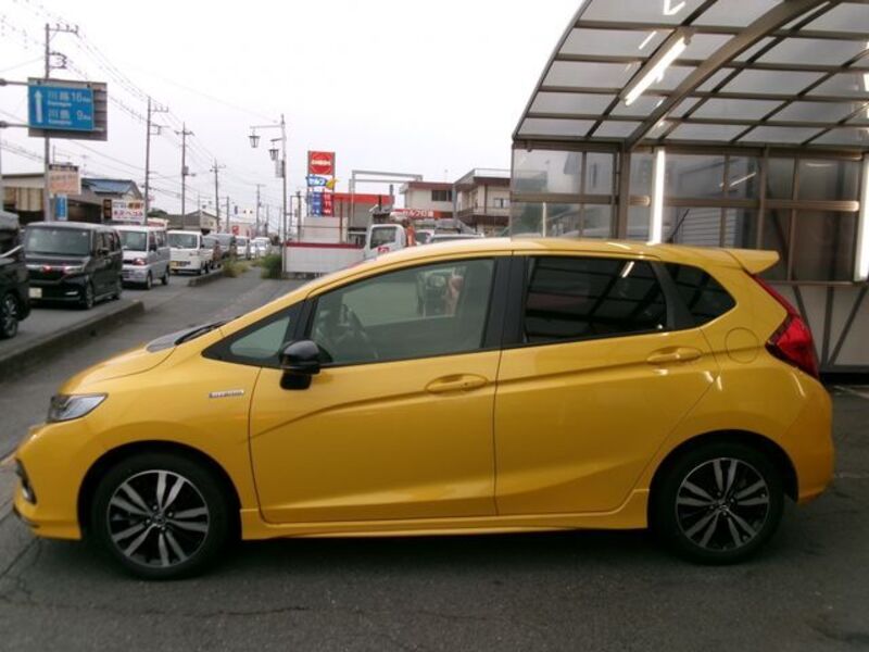 FIT HYBRID