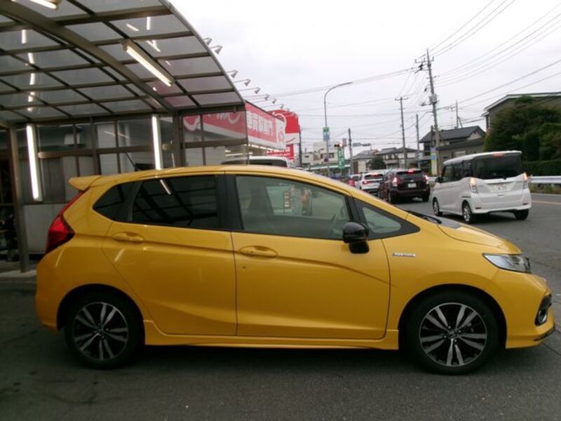 FIT HYBRID