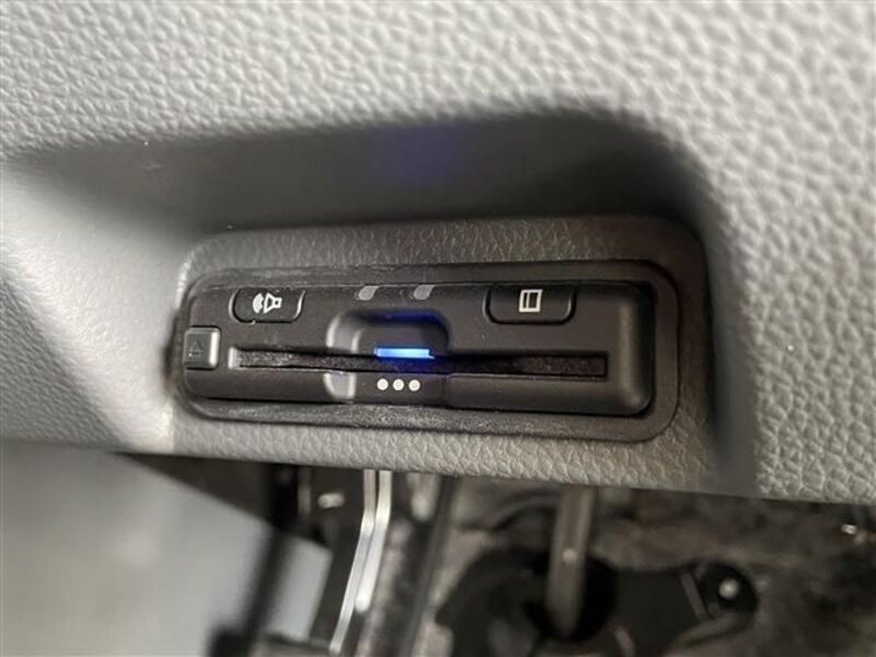 N-VAN