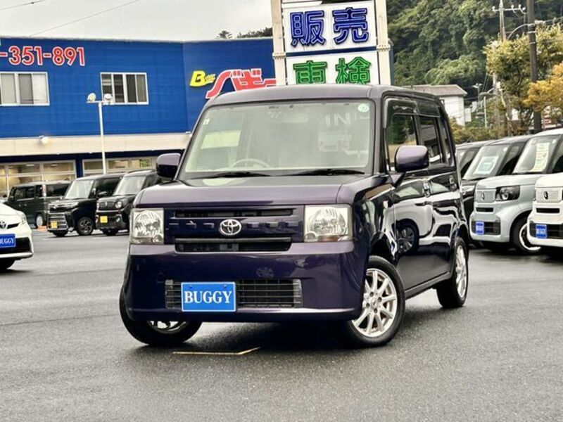 TOYOTA PIXIS SPACE