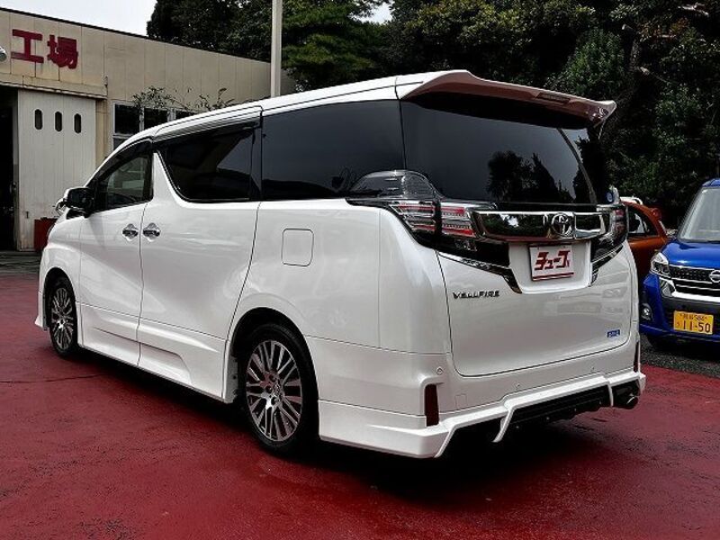 VELLFIRE