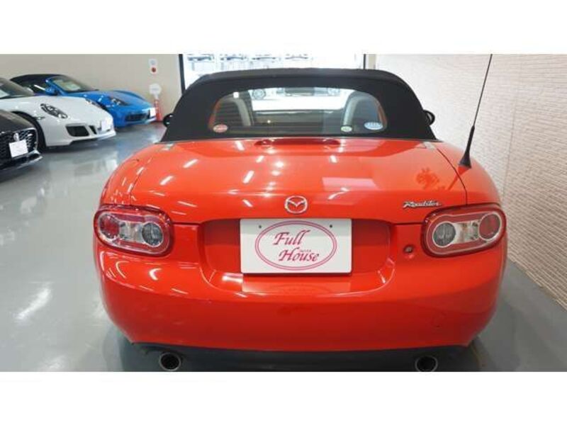ROADSTER