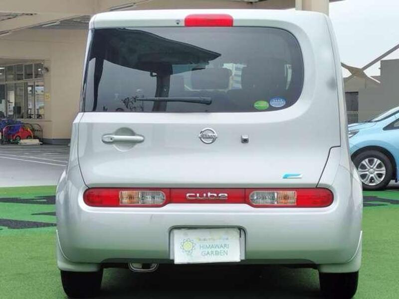 CUBE
