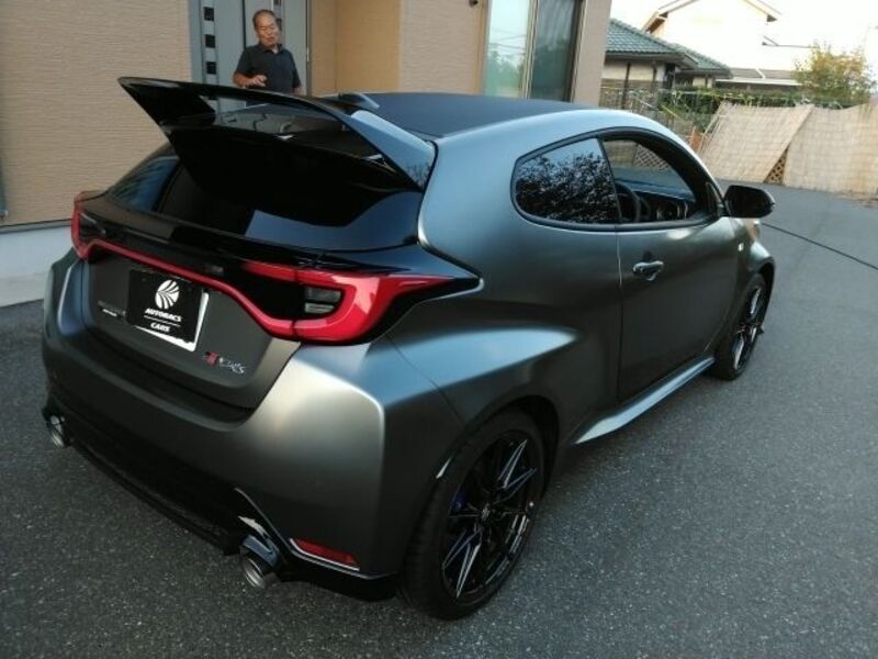 GR YARIS