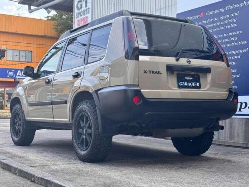 X-TRAIL
