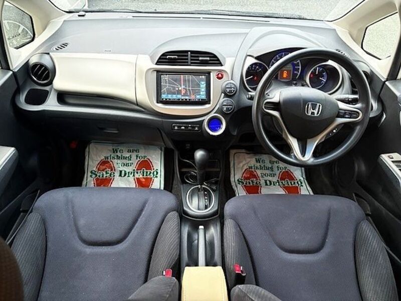 FIT HYBRID