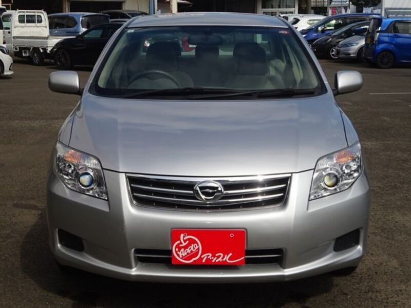 COROLLA AXIO