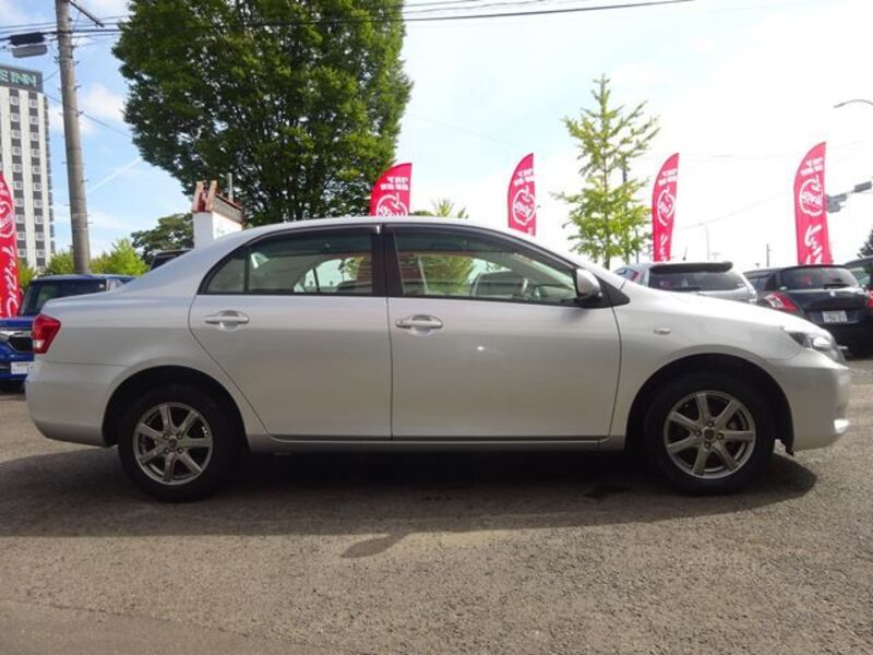 COROLLA AXIO
