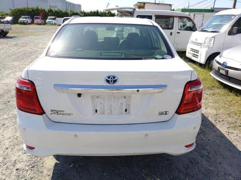 COROLLA AXIO