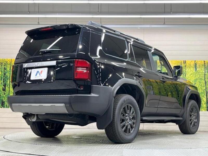 LAND CRUISER 250