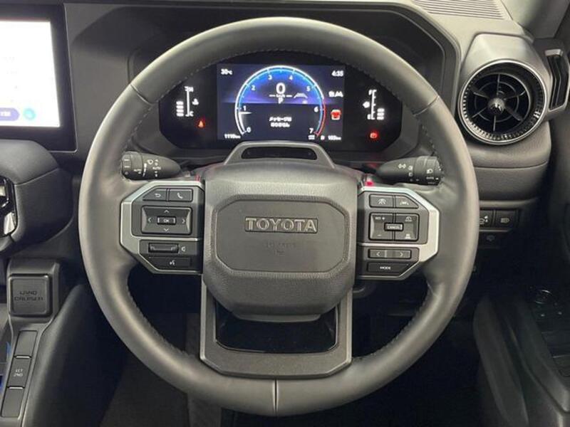 LAND CRUISER 250