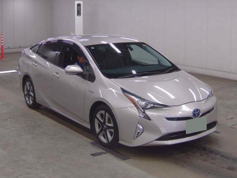 PRIUS-0