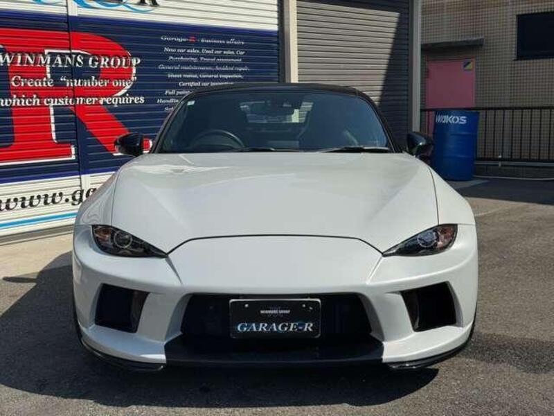 ROADSTER