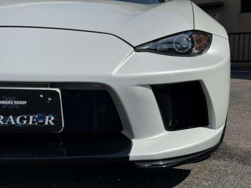 ROADSTER