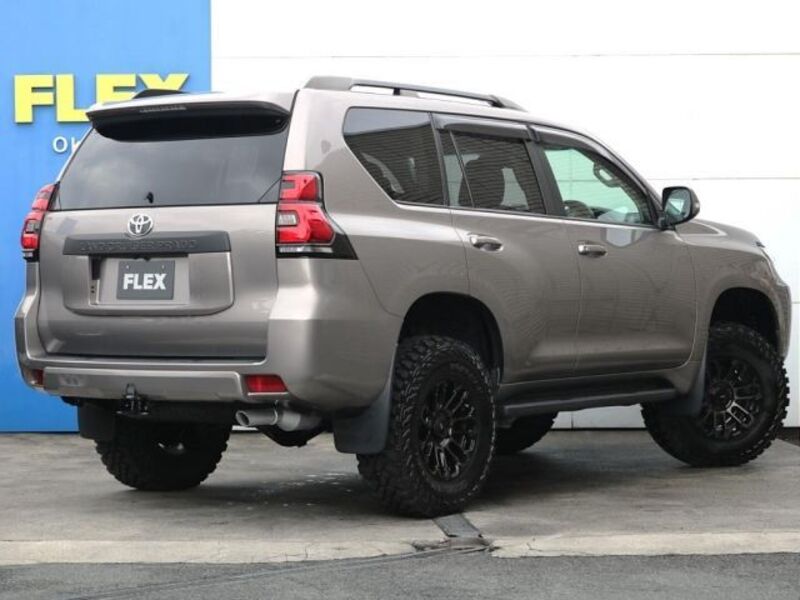LAND CRUISER PRADO