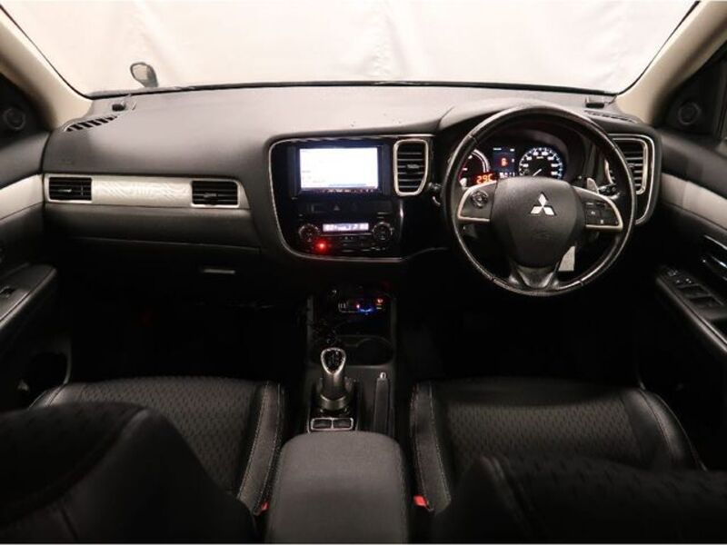 OUTLANDER PHEV