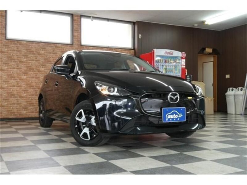 MAZDA2