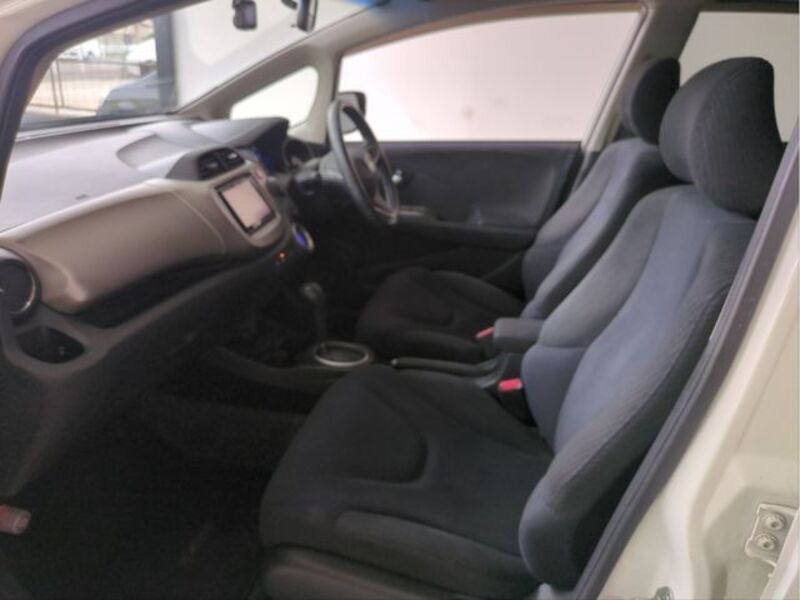 FIT HYBRID