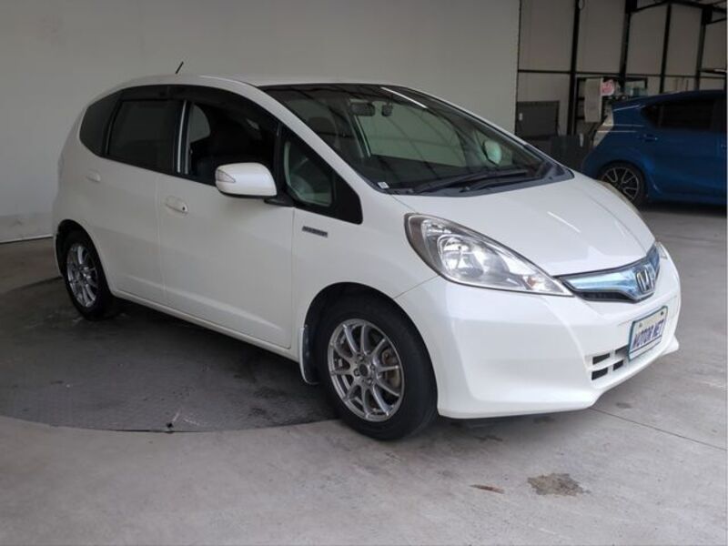 FIT HYBRID