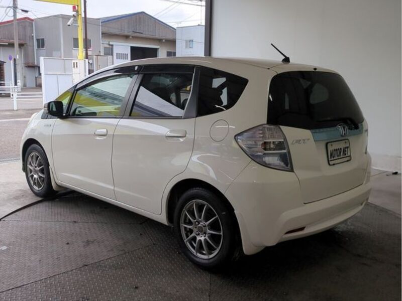 FIT HYBRID