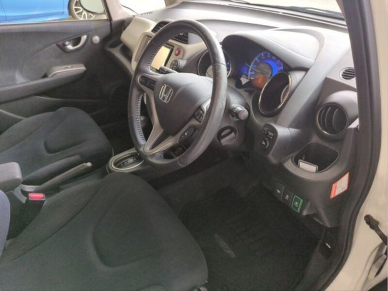 FIT HYBRID