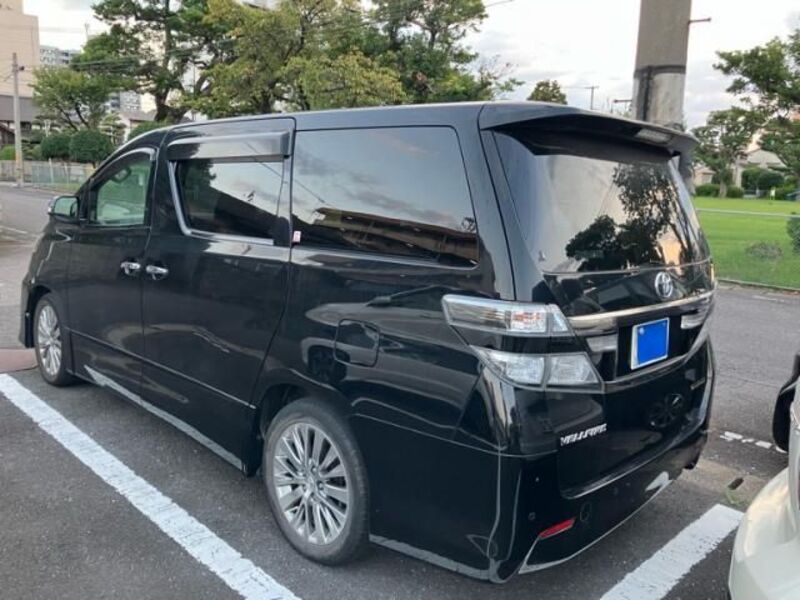 VELLFIRE