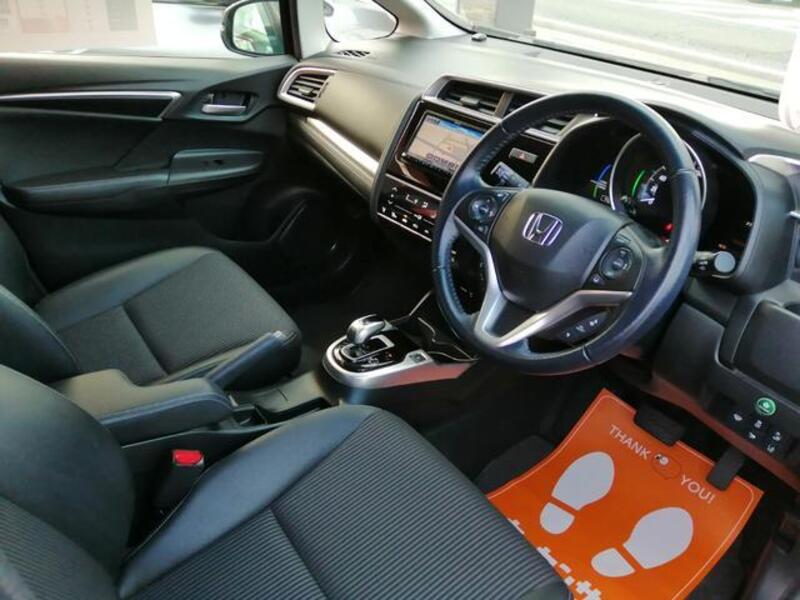 FIT HYBRID