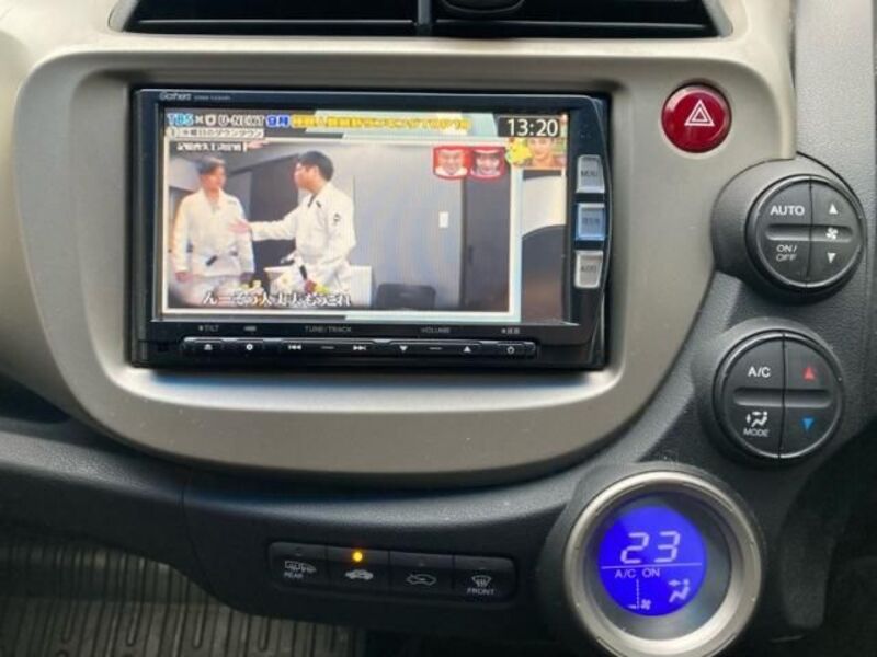 FIT HYBRID