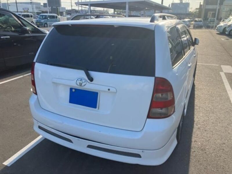 COROLLA FIELDER
