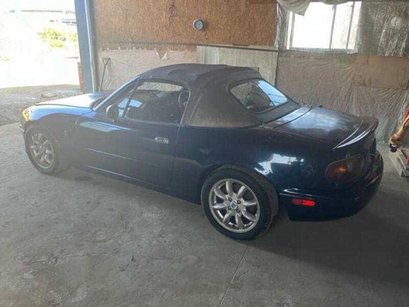 EUNOS ROADSTER