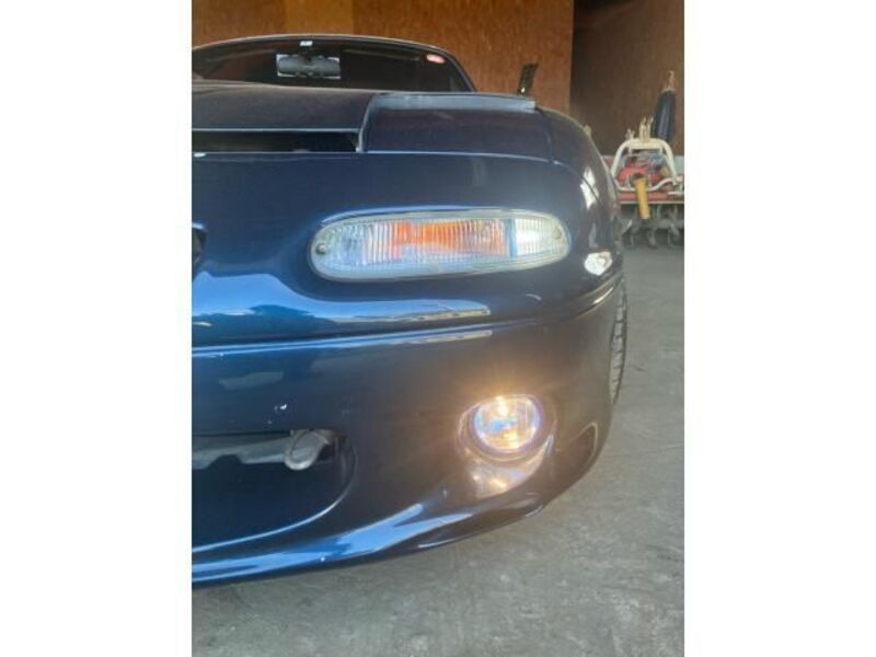 EUNOS ROADSTER