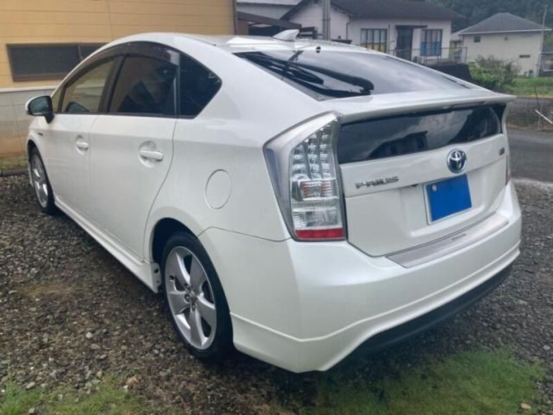 PRIUS