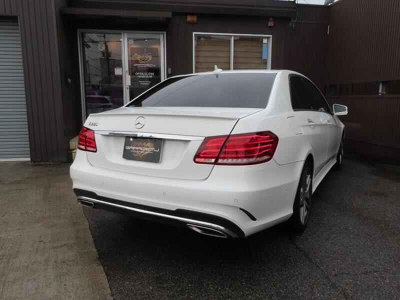 E-CLASS