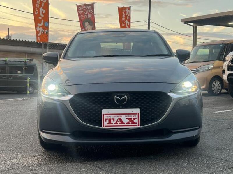 MAZDA2